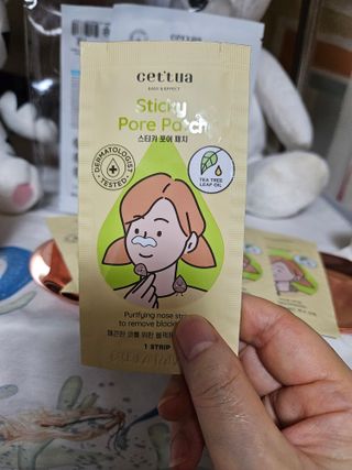 세뚜아(Cettua) 세뚜아 스티키 포어 패치 Cettua Sticky Pore Patch — 4점을 준 리뷰어가 2023년 8월 올린 사용 사진