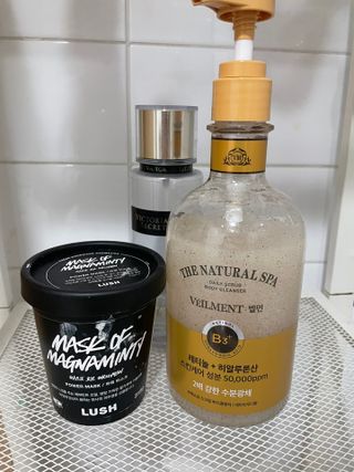 벨먼 내추럴스파 수분광채 스크럽 바디워시 600ml 5종 — 4점을 준 리뷰어가 2022년 5월 올린 사용 사진