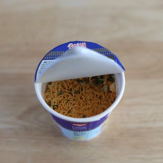 NISSIN 닛신 컵누들  4종 - 씨푸드오리지날, 씨푸드 스파이시, 씨푸드 커리, 씨푸드 XO소스 — 5점을 준 리뷰어가 2022년 12월 올린 사용 사진