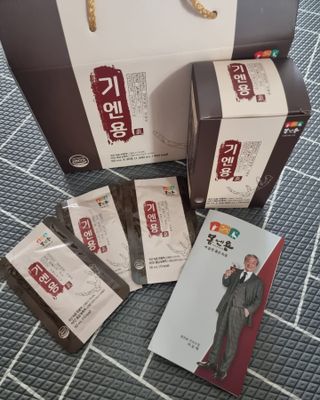 [몸엔용] 무더운 날씨에 국산녹용 기엔용으로 몸보신 50ml x 30포 — 5점을 준 리뷰어가 2021년 6월 올린 사용 사진