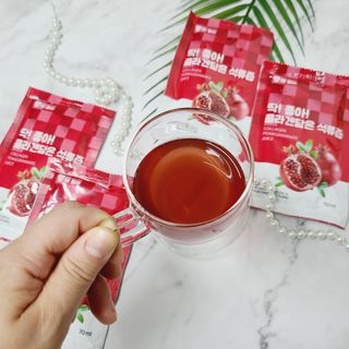 미쁨생활건강 콜라겐 담은 석류즙 70ml x 30포 — 4.5점을 준 리뷰어가 2021년 9월 올린 사용 사진