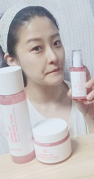 아이앤립 / EYENLIP 아이앤립 연어오일 리바이탈라이징 토너+앰플+크림 3종 세트 — 5점을 준 리뷰어가 2021년 6월 올린 사용 사진
