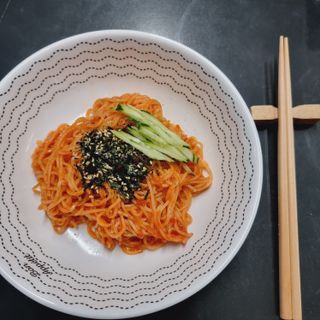 [한면원] 비빔국수 2인분 — 5점을 준 리뷰어가 2022년 8월 올린 사용 사진