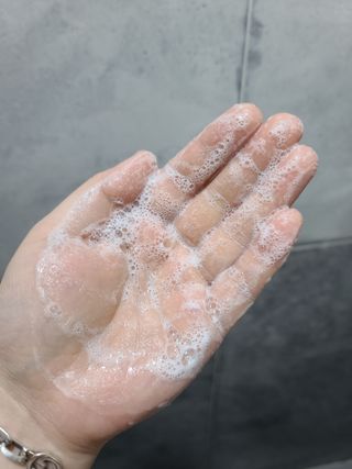 나우 [리브엠] 화해 1등 클렌징 파우더! 모공&피지 말끔순삭 — 5점을 준 리뷰어가 2023년 6월 올린 사용 사진