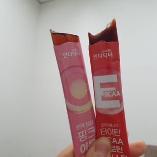 인디닥터 면역 생생 핑크 이뮨 젤리 + 타이탄 BCAA 프로틴 젤리스틱 — 5점을 준 리뷰어가 2022년 3월 올린 사용 사진