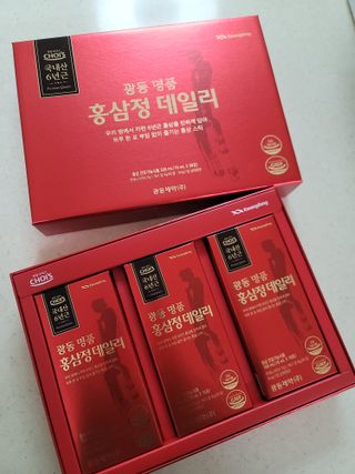광동생활건강 광동 명품 홍삼정데일리 10mL x 30포 — 5점을 준 리뷰어가 2023년 4월 올린 사용 사진