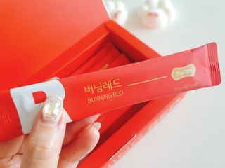 디오르 버닝레드 — 5점을 준 리뷰어가 2022년 2월 올린 사용 사진