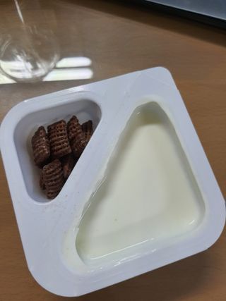 매일바이오 토핑요거트 — 5점을 준 리뷰어가 2021년 5월 올린 사용 사진