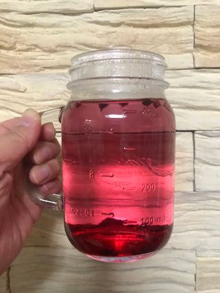 마시다 매혹적인 붉은 빛이 입안 가득히, 비트루트차 — 5점을 준 리뷰어가 2021년 3월 올린 사용 사진