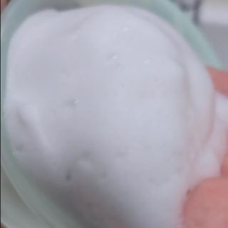 스킨1004 [SKIN1004] 마다가스카르 센텔라 앰플 폼 125ml — 5점을 준 리뷰어가 2024년 9월 올린 사용 사진