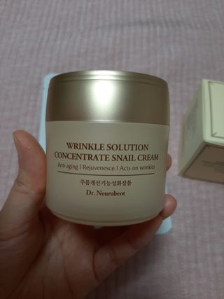 Dr.느루벗 느루벗 링클 솔루션 콘센트레이트 스네일 탄력 달팽이 크림 80g — 5점을 준 리뷰어가 2021년 4월 올린 사용 사진
