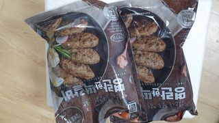 한성기업 명란한 떡갈비 — 4점을 준 리뷰어가 2021년 9월 올린 사용 사진