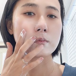 나우 [리브엠] 화해 1등 각질 클렌저! 시카좀 카밍 딥 클렌징 폼 — 4.5점을 준 리뷰어가 2025년 6월 올린 사용 사진