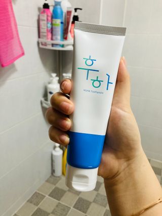 [심폐소생소] 무불소 임산부 천연 치약 — 5점을 준 리뷰어가 2021년 8월 올린 사용 사진