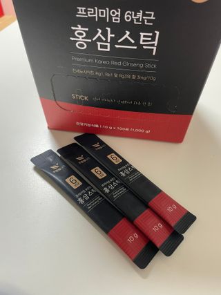 [푸름웰니스] 프리미엄 6년근 홍삼스틱 3mg x 100포 — 4.5점을 준 리뷰어가 2022년 2월 올린 사용 사진