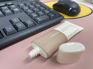 [후르디아] 끈적임 없는 착한성분 비건  핸드크림 3종 — 5점을 준 리뷰어가 2022년 10월 올린 사용 사진