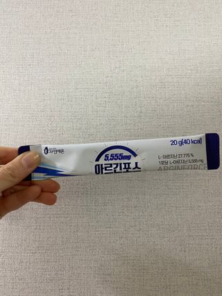 자연에온 아르긴포스 L-아르기닌 5555mg 스틱 15개입 1박스 — 4.5점을 준 리뷰어가 2021년 4월 올린 사용 사진