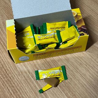 (주) 피치코리아 믹스커피캔디76g x2개입 — 5점을 준 리뷰어가 2022년 11월 올린 사용 사진