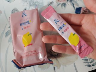 비타앤C 레몬맛, 망고맛 — 5점을 준 리뷰어가 2021년 4월 올린 사용 사진