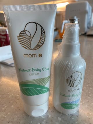 mom e 맘이 내추럴 베이비 케어 크림+바디오일 — 2.5점을 준 리뷰어가 2021년 1월 올린 사용 사진