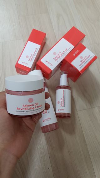아이앤립 / EYENLIP 아이앤립 연어오일 리바이탈라이징 토너+앰플+크림 3종 세트 — 5점을 준 리뷰어가 2021년 5월 올린 사용 사진
