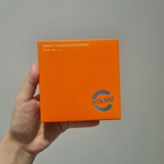 광동생활건강 MF[광동] 비타500✨주름개선·미백·SPF50+🌞퍼펙트쉴드 빅 선쿠션 본품 — 5점을 준 리뷰어가 2024년 5월 올린 사용 사진