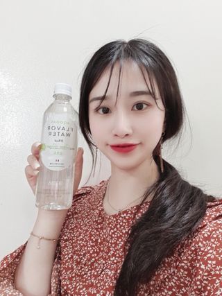 아쿠아스 플레이버워터 ★[아쿠아스] 제로칼로리 플레이버워터 복숭아/청포도 1BOX 20개입 — 5점을 준 리뷰어가 2021년 4월 올린 사용 사진