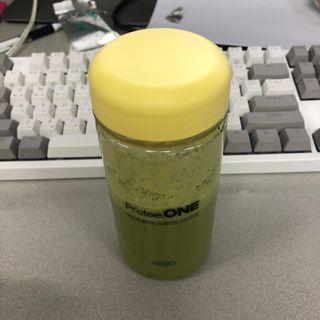 프로티원 단백질쉐이크 녹차맛 2주분 1통+보틀 — 4.5점을 준 리뷰어가 2021년 4월 올린 사용 사진