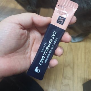 코코몰리 고양이 구강• 헤어볼 데일리 /신장• 요로 데일리 — 5점을 준 리뷰어가 2021년 3월 올린 사용 사진