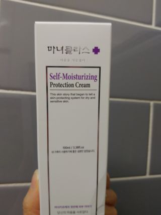 셀프 모이스처라이징 프로텍션 크림 셀프 모이스처라이징 프로텍션크림 — 5점을 준 리뷰어가 2022년 4월 올린 사용 사진