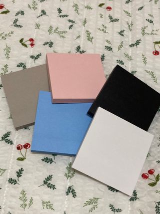 [3M] 포스트잇 점착메모지 강한점착용 노트654 심플리서린 5패드 430매 — 5점을 준 리뷰어가 2024년 9월 올린 사용 사진