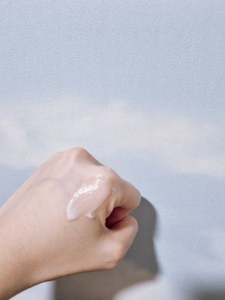 플레라디 에델바이스 인리치드 머랭 크림 — 4점을 준 리뷰어가 2021년 7월 올린 사용 사진