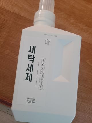 (주)바른양품 바른양품 친환경 세탁세제 1L — 5점을 준 리뷰어가 2022년 1월 올린 사용 사진