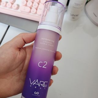 바르셀 주름개선 리프팅 영양크림 인텐시브 리포좀 더블크림-C2 50ml — 5점을 준 리뷰어가 2021년 11월 올린 사용 사진