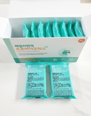 앙팡 패밀리면역 프로바이오틱스 2g x 100포 — 5점을 준 리뷰어가 2022년 10월 올린 사용 사진