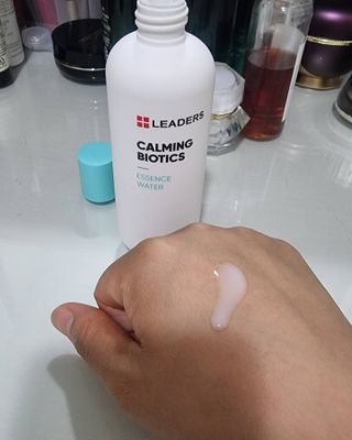 리더스코스메틱 리더스 카밍 바이오틱스 에센스 워터 — 5점을 준 리뷰어가 2021년 5월 올린 사용 사진
