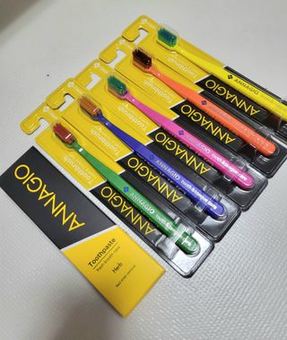 [지오클린] 안나지오 구취케어  기능성 치약 칫솔 세트 (칫솔 5 개+치약 100g 1 개 ) — 5점을 준 리뷰어가 2022년 6월 올린 사용 사진