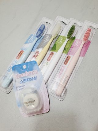 [오라덴스] 프리미엄 구강케어 버라이어티팩  + 스펀지치실 1P — 5점을 준 리뷰어가 2021년 7월 올린 사용 사진