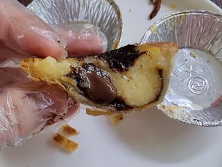 디앙뜨 포르투갈 에그타르트 오리지널 맛+패션후르츠+초콜릿타르트 맛 중 택1 — 4점을 준 리뷰어가 2021년 8월 올린 사용 사진