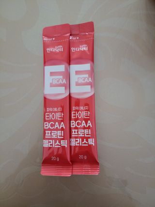 [인디닥터] 타이탄 BCAA 프로틴 젤리스틱 — 5점을 준 리뷰어가 2022년 4월 올린 사용 사진