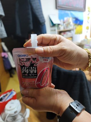 ORIHIRO 오리히로 곤약젤리 제로칼로리 130g 4종 4팩(맛별로 1팩씩) — 5점을 준 리뷰어가 2023년 1월 올린 사용 사진