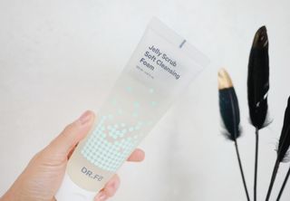 닥터에프파이브 젤리스크럽 소프트 클렌징폼 120ml — 5점을 준 리뷰어가 2022년 6월 올린 사용 사진