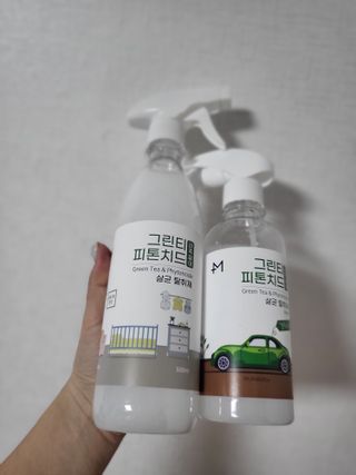 [엠메이데이] 그린티 피톤치드 감쪽같이 500ml + 손소독액 50ml — 4점을 준 리뷰어가 2021년 12월 올린 사용 사진