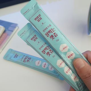 페페로니 잘 먹는 캣츄 - 원양선 참치 24개입 — 4.5점을 준 리뷰어가 2021년 8월 올린 사용 사진