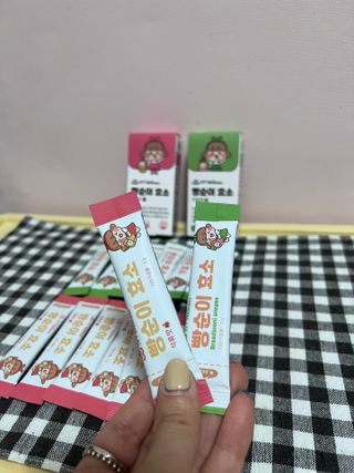 아이비웰니스 빵순이 효소 키위맛 7포 + 석류맛 7포 (총 14포, 2주분) — 5점을 준 리뷰어가 2022년 10월 올린 사용 사진