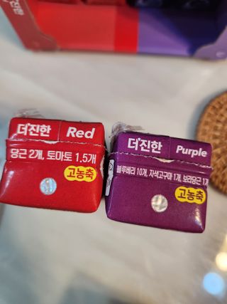 [롯데칠성] 야채듬뿍 더'진한 [롯데칠성] 야채는 이제 COLORFULL! 야채듬뿍  더 진한 레드 4개 +퍼플 4개 (총 8개) — 5점을 준 리뷰어가 2023년 6월 올린 사용 사진