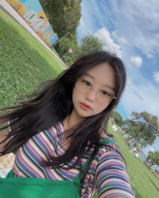 뷰맵  풀티타늄 초경량 9g 모던 판토 YOURS VM1024 SLV — 5점을 준 리뷰어가 2021년 9월 올린 사용 사진