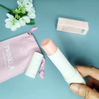 트윙클라 안티링클 샤이닝 멀티밤 — 5점을 준 리뷰어가 2022년 7월 올린 사용 사진