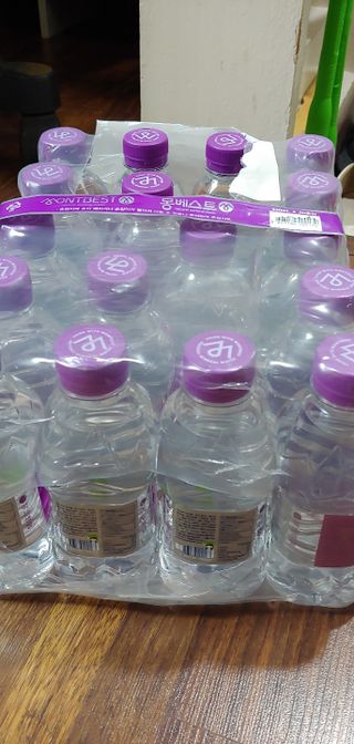 몽베스트 [MONTBEST] 330mL 20병 — 5점을 준 리뷰어가 2021년 10월 올린 사용 사진