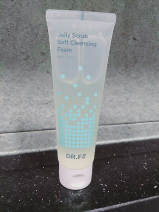 닥터에프파이브 젤리스크럽 소프트 클렌징폼 120ml — 5점을 준 리뷰어가 2022년 6월 올린 사용 사진